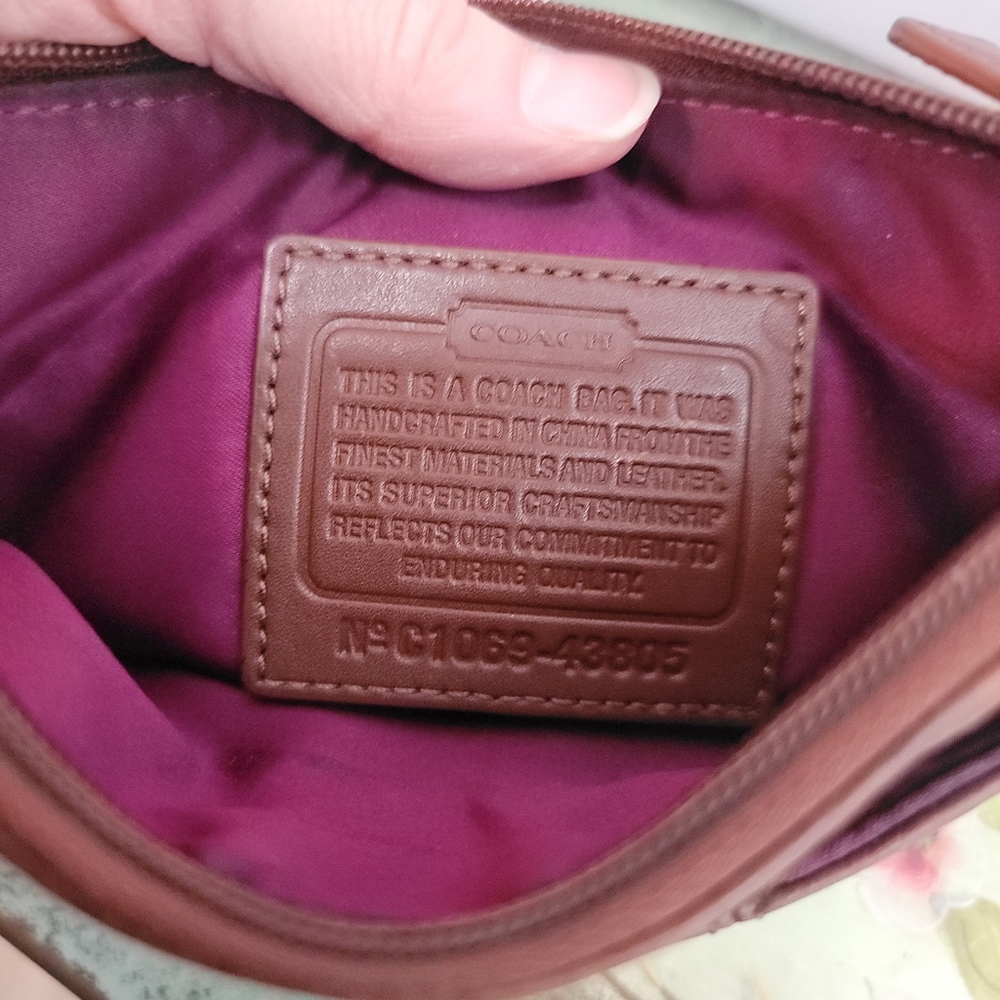 Coach Vintage Julia Pebble Leather Crossbody - Picture 14 of 16